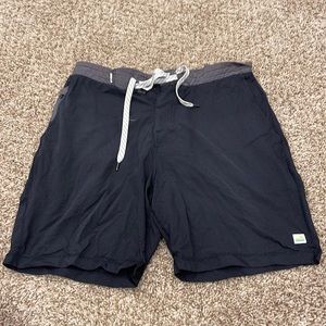 VUORI | men’s shorts size 32